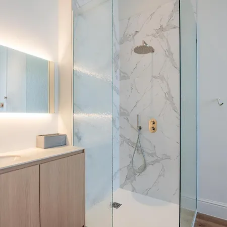 Luxurious Duplex - Park View - Walk To Apartment Ostende
